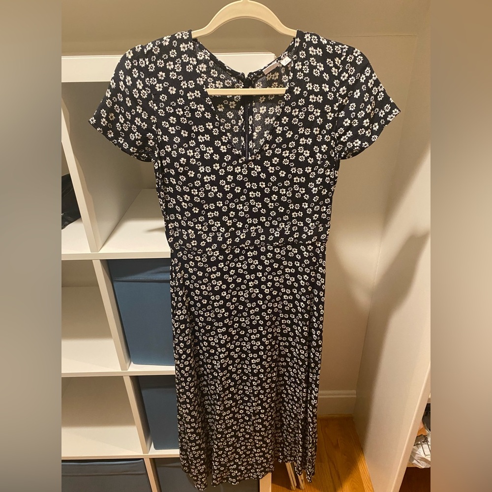 GAP Black and White Floral Dress